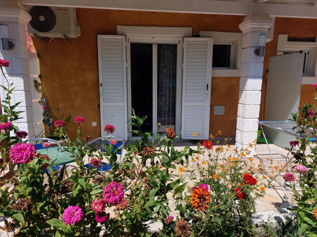 Iris Apartment Near Corfu Town Kontokali Dış mekan fotoğraf